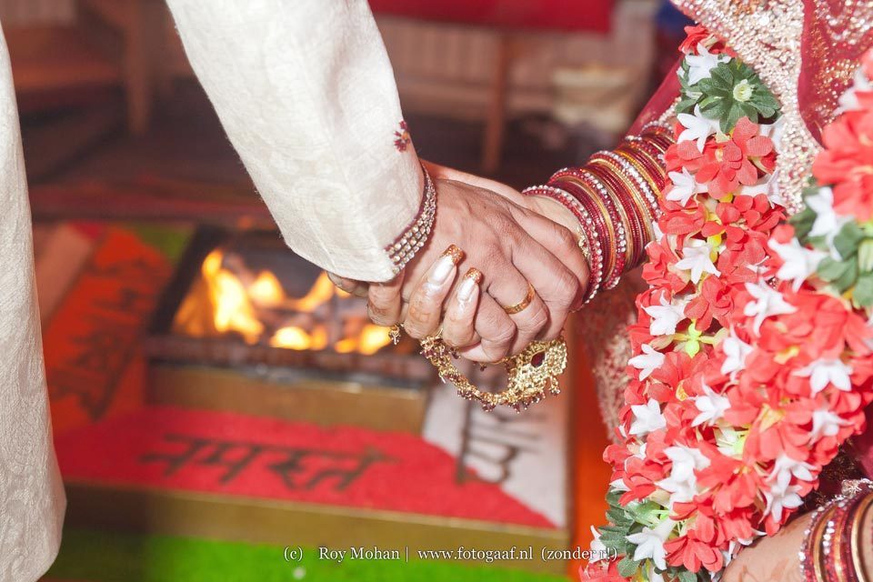 http://www.fotogaaf.nl/fotogaaf-den-haag-zichtenburg-dulha-sepre-vivaah-biha-bija-aria/large/fotogaaf-den-haag-zichtenburg-dulha-sepre-vivaah-biha-bija-aria