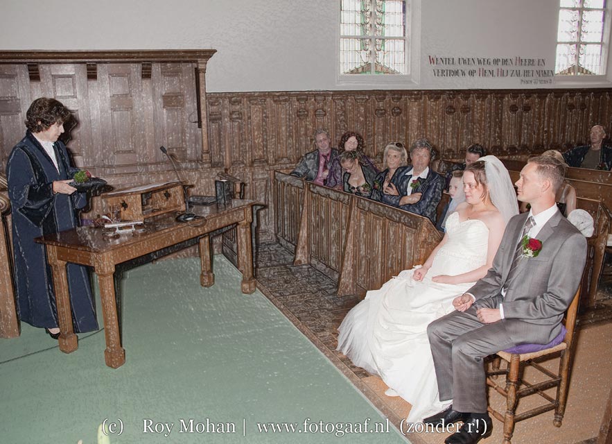 http://www.fotogaaf.nl/fotogaaf-trouwfotograaf-reportage-bergen-aan-zee-trouwen-stadhuis-strandhotel/large/fotogaaf-trouwfotograaf-reportage-bergen-aan-zee-trouwen-stadhuis-strandhotel
